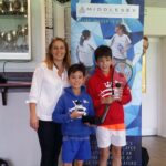 Midx Closed - Trophy Photo - Vickie w Alexander and Jackson Varanese (BU11)